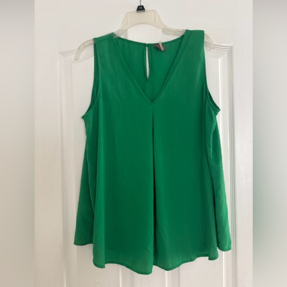 Vince Camuto Green Sleeveless Women's Top L - Picture 1 of 3